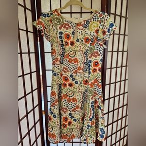 Vintage Inspired Mod Dress with Keyhole
